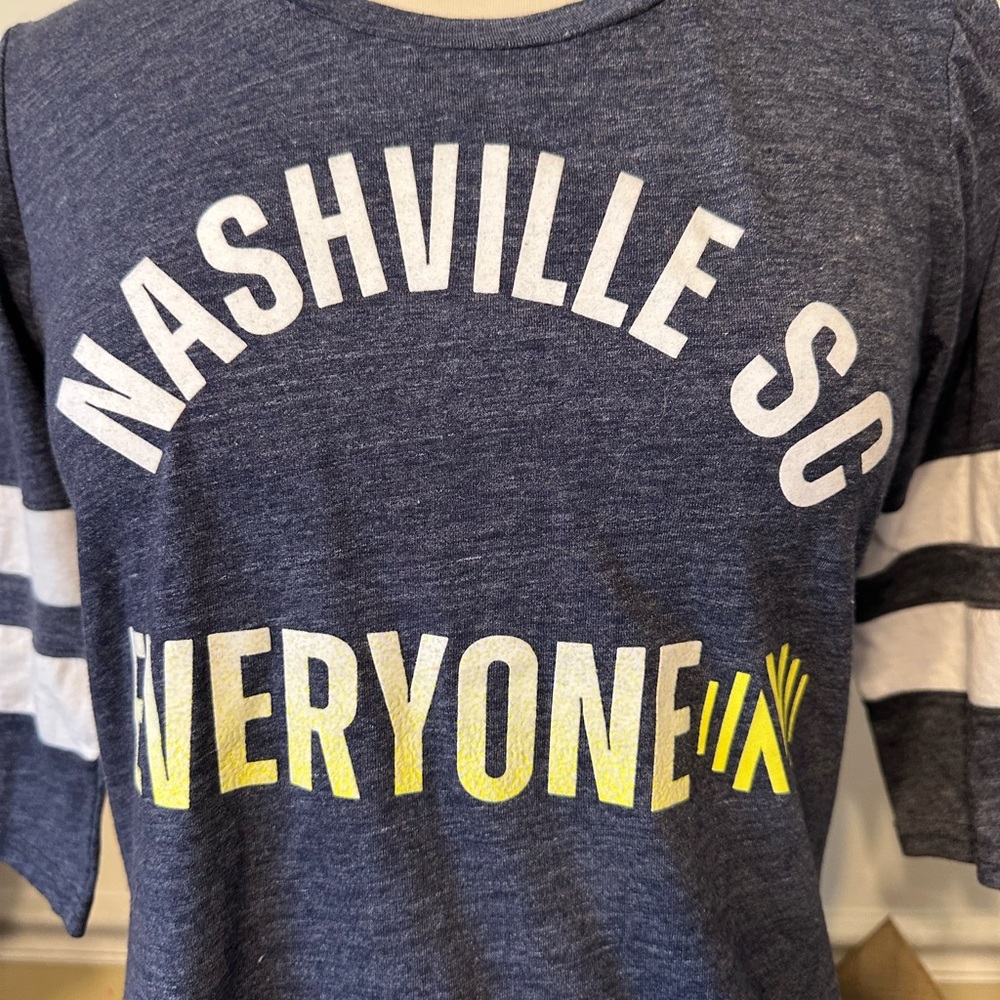 Nashville SC Navy and White Half Sleeve Tee SM - Picture 6 of 11
